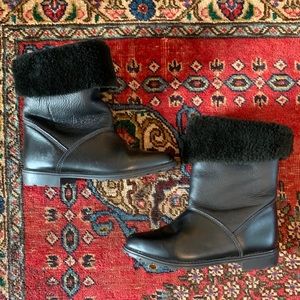 La Canadienne Leather Foldover Boots